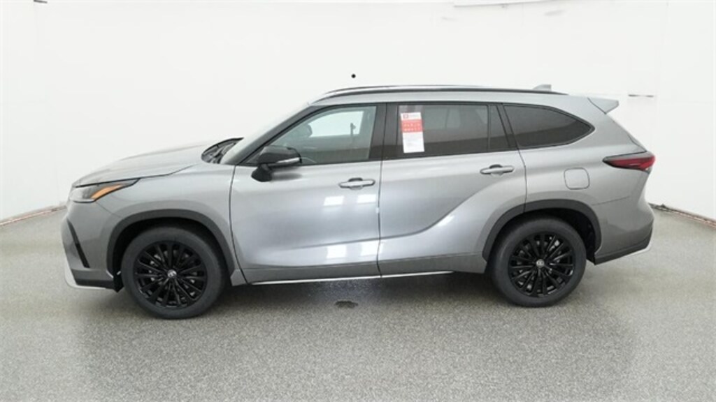 New 2026 Toyota Highlander XSE SUV