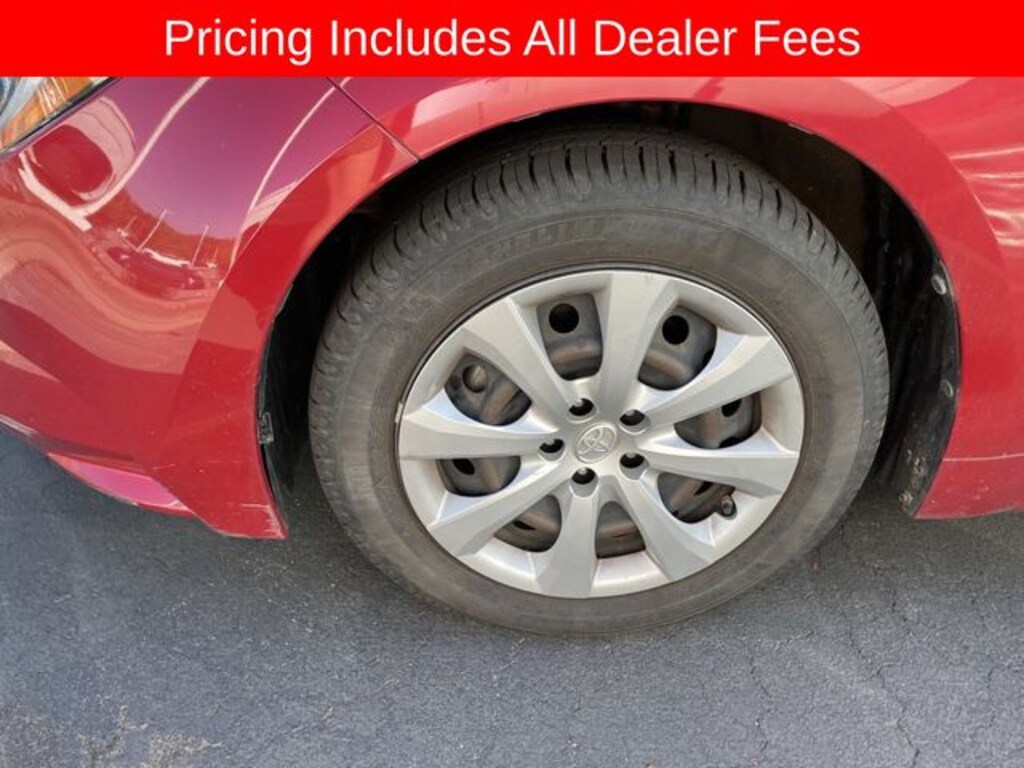 Used 2021 Toyota Corolla LE Sedan