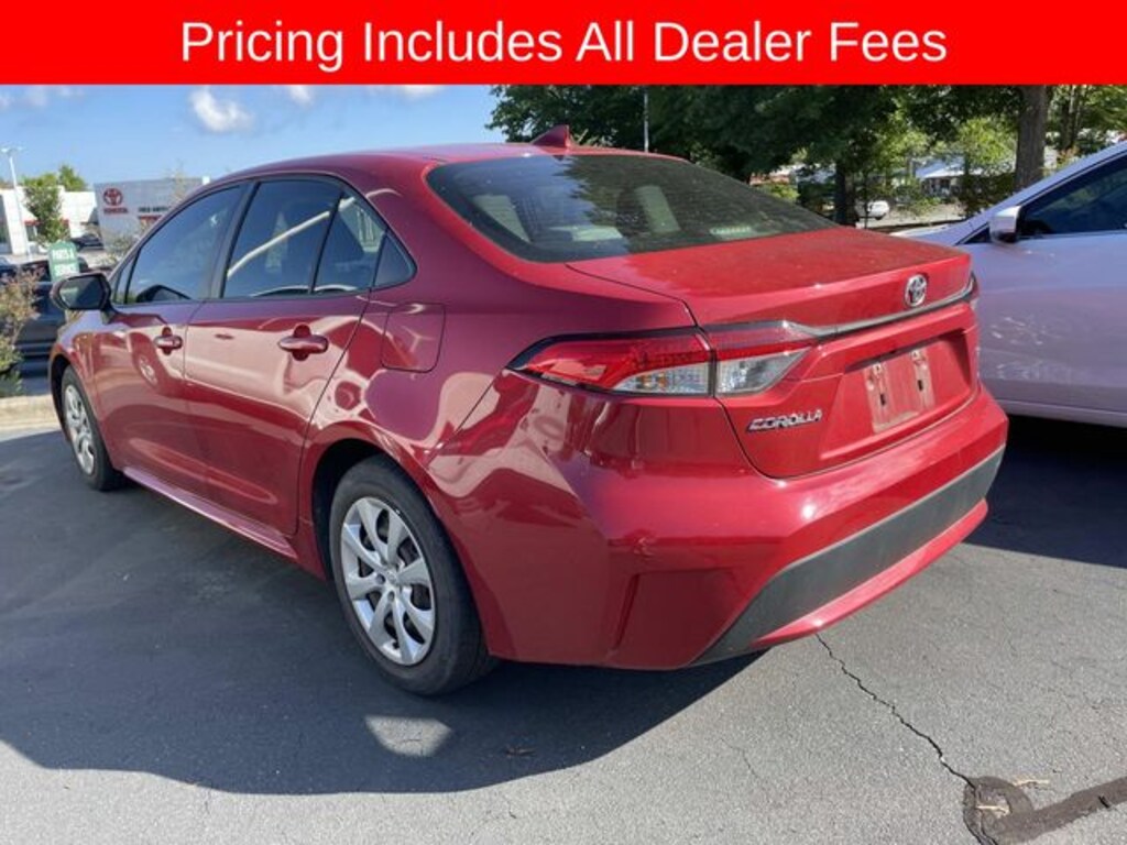 Used 2021 Toyota Corolla LE Sedan