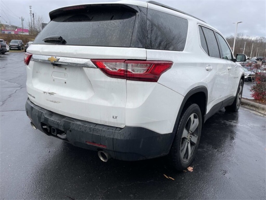 Used 2021 Chevrolet Traverse LT Leather SUV