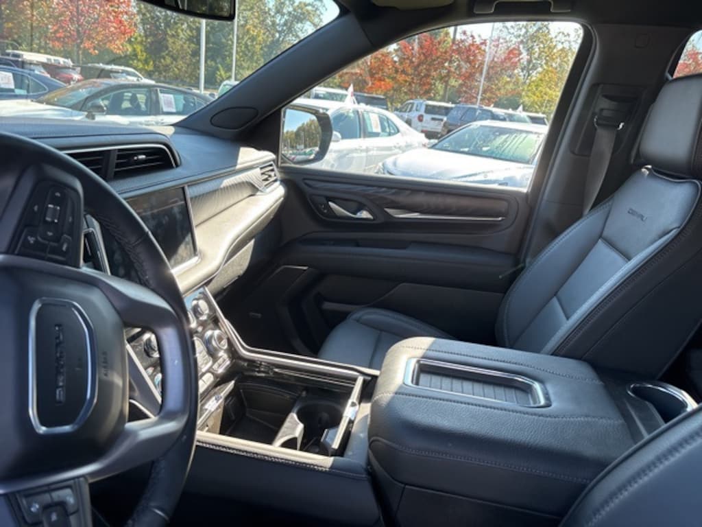 Used 2024 GMC Yukon Denali SUV