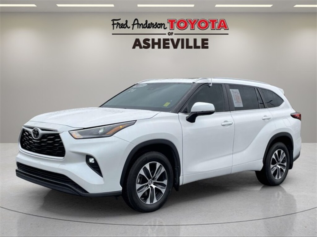 Certified 2024 Toyota Highlander XLE SUV