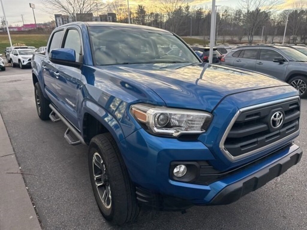 Used 2016 Toyota Tacoma SR5 Truck