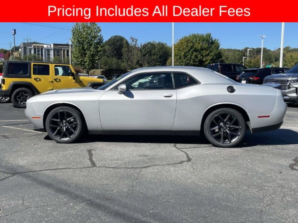 Used 2023 Dodge Challenger SXT Coupe