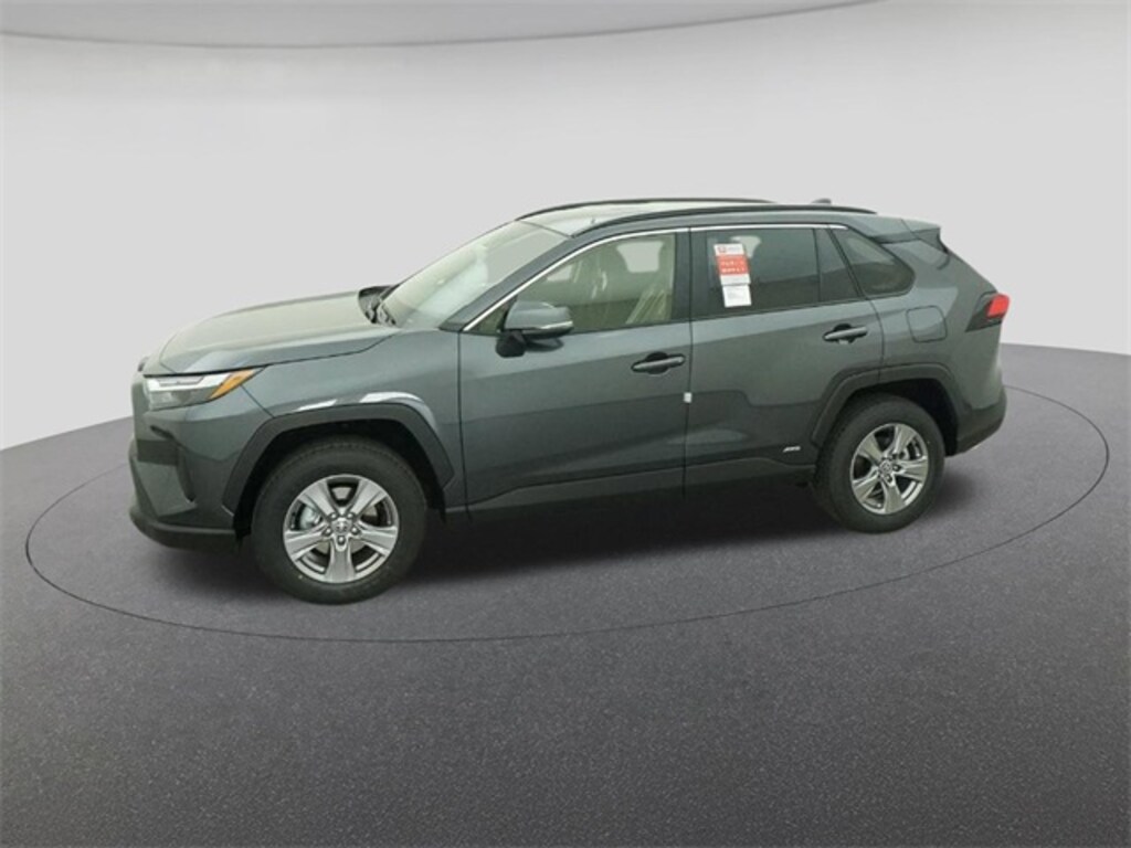 New 2025 Toyota RAV4 Hybrid XLE SUV