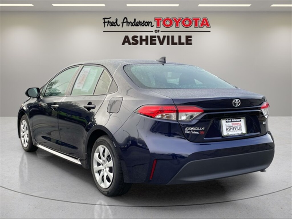 Used 2024 Toyota Corolla LE Sedan