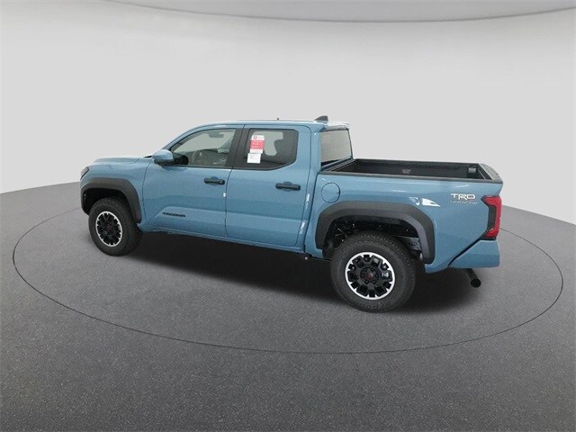 2026 Toyota Tacoma TRD Off-Road photo 4