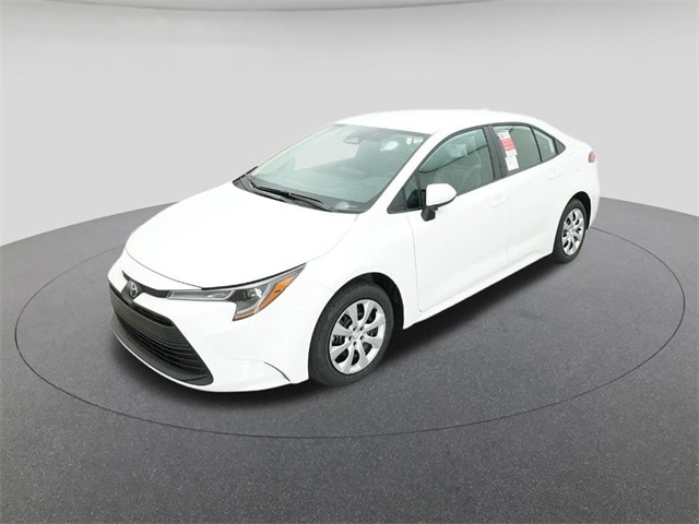 2026 Toyota Corolla LE's photo