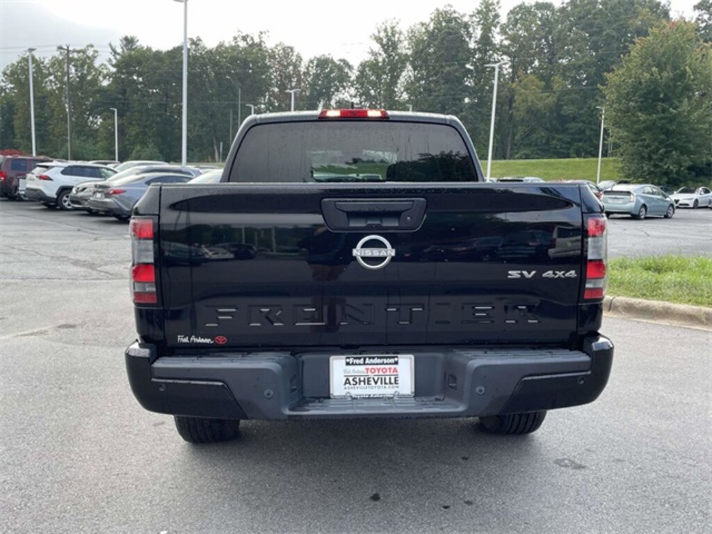 Used 2022 Nissan Frontier SV Truck
