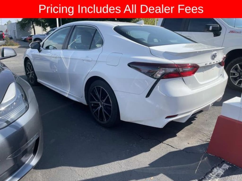 Used 2024 Toyota Camry SE Sedan