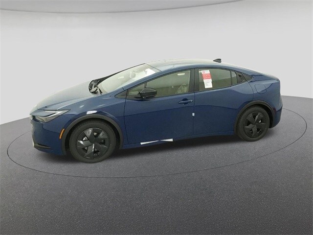 2026 Toyota Prius Plug-in Hybrid SE photo 2