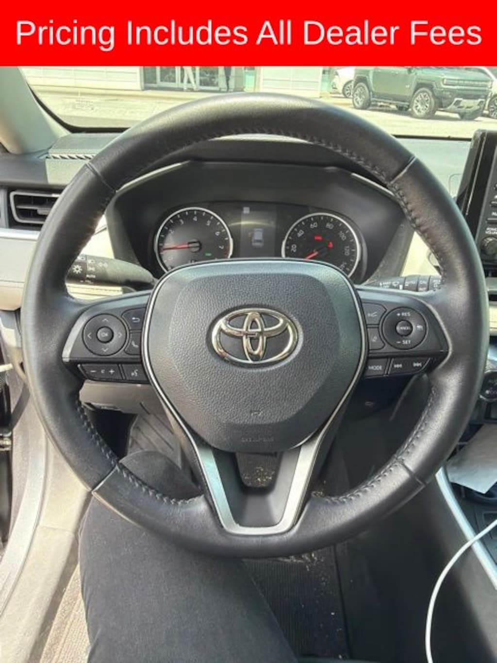 Used 2022 Toyota RAV4 XLE SUV