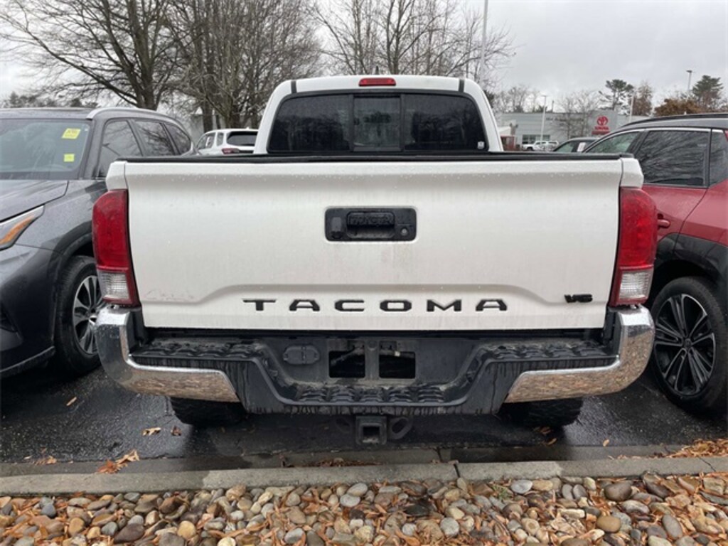 Used 2017 Toyota Tacoma SR5 Truck