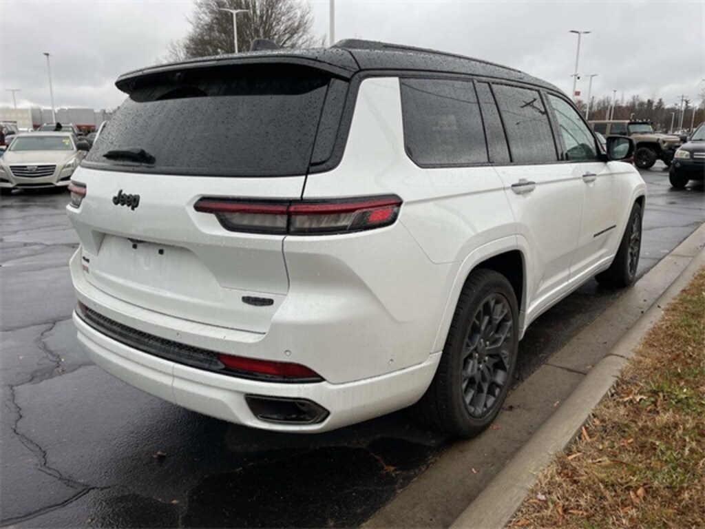 Used 2025 Jeep Grand Cherokee L Summit SUV