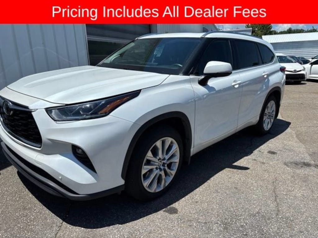 Used 2023 Toyota Highlander Limited SUV