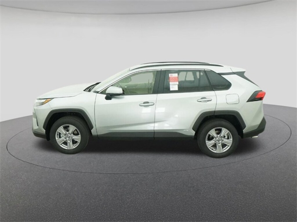 New 2025 Toyota RAV4 Hybrid XLE SUV