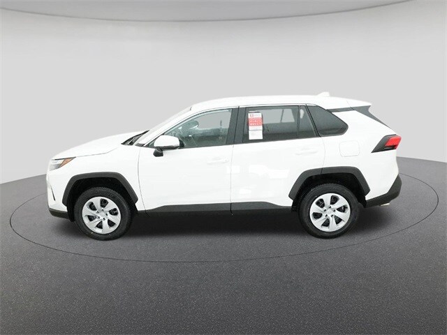 2025 Toyota RAV4 LE photo 3