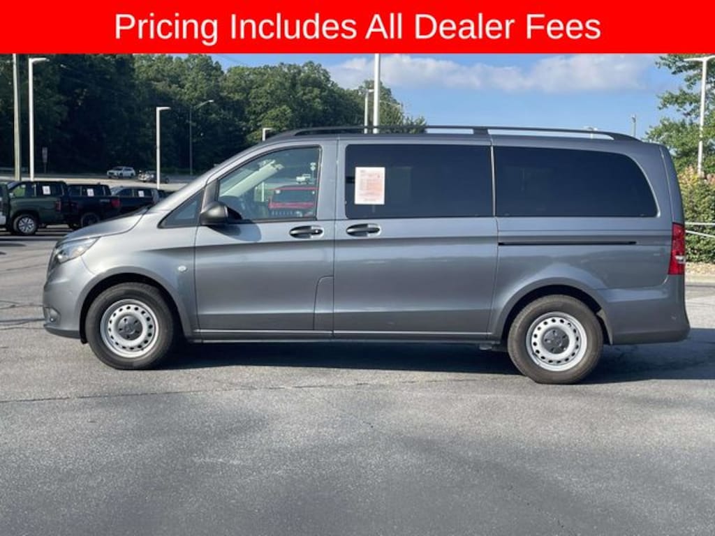 Used 2023 Mercedes-Benz Metris Passenger Minivan/Van