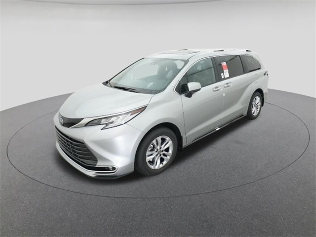 New 2025 Toyota Sienna Limited 7 Passenger Van Passenger Van