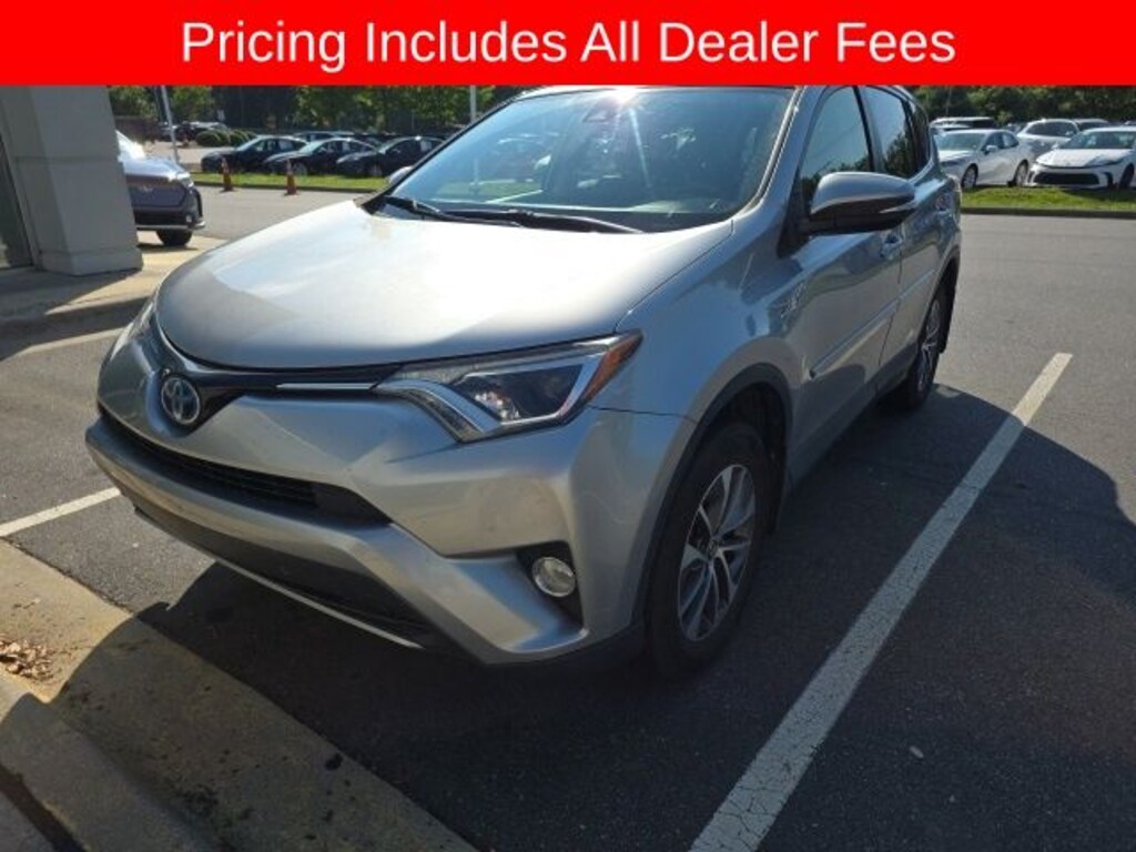 Used 2017 Toyota RAV4 Hybrid XLE SUV