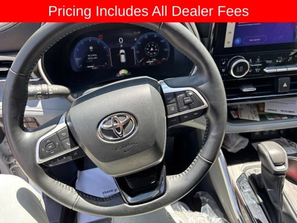 Used 2023 Toyota Highlander Limited SUV