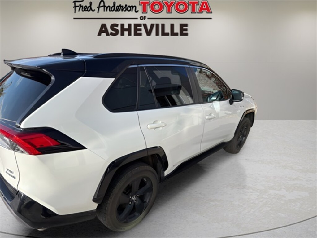 Used 2019 Toyota RAV4 Hybrid XSE SUV