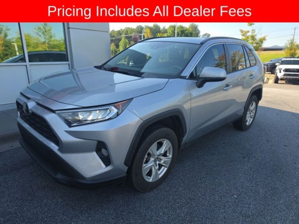 Used 2020 Toyota RAV4 XLE SUV