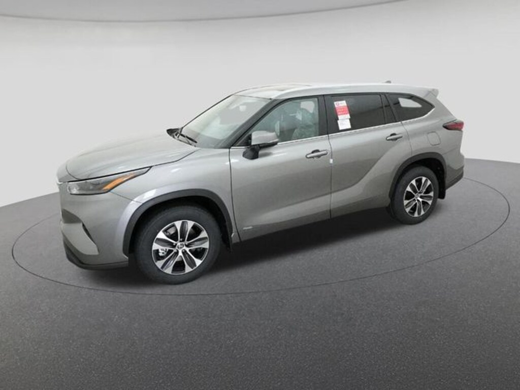 New 2026 Toyota Highlander Hybrid XLE SUV