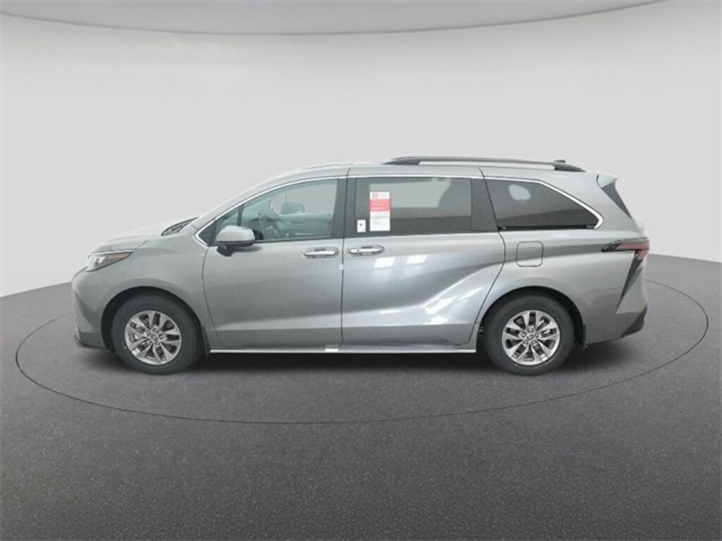 New 2026 Toyota Sienna XLE 7 Passenger Van Passenger Van