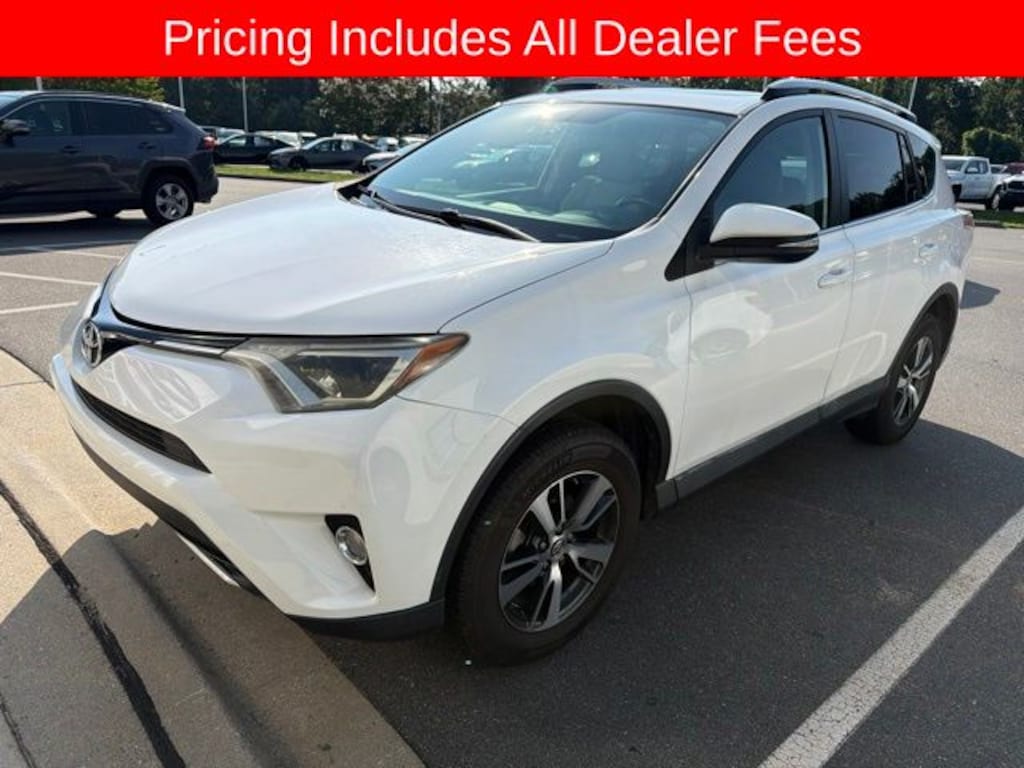 Used 2016 Toyota RAV4 XLE SUV