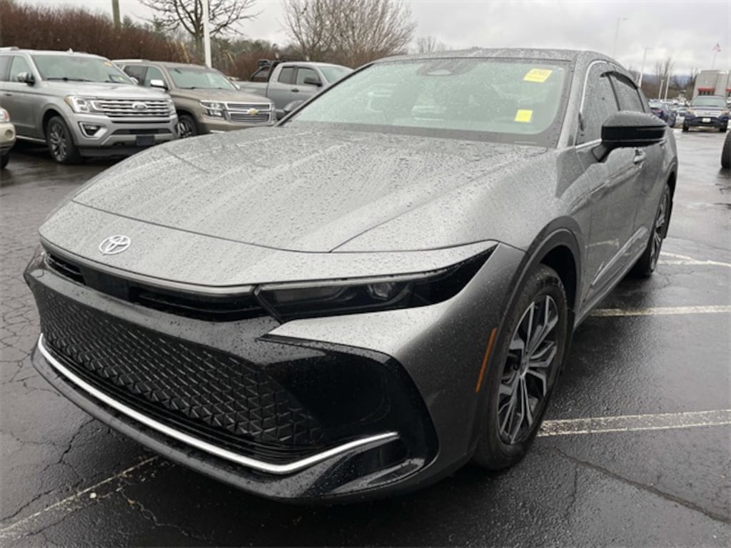 Certified 2026 Toyota Crown XLE Sedan