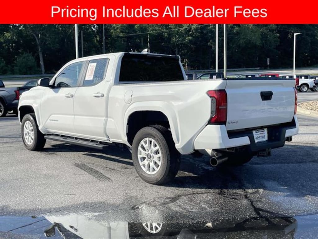 Used 2025 Toyota Tacoma SR5 Truck