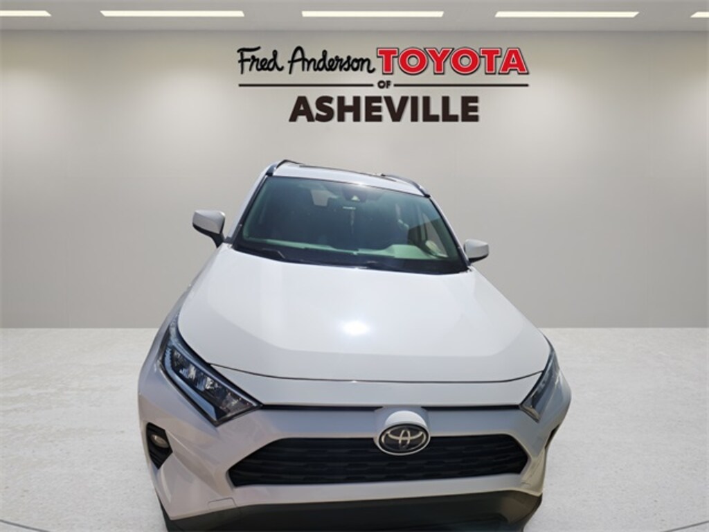 Used 2019 Toyota RAV4 XLE SUV