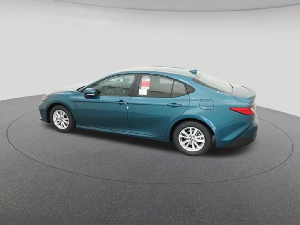 New 2025 Toyota Camry LE Sedan