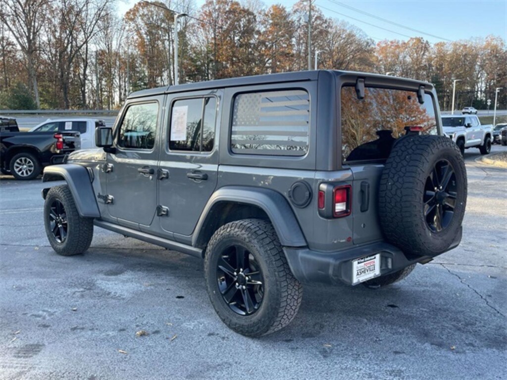 Used 2020 Jeep Wrangler Unlimited Sport Altitude SUV