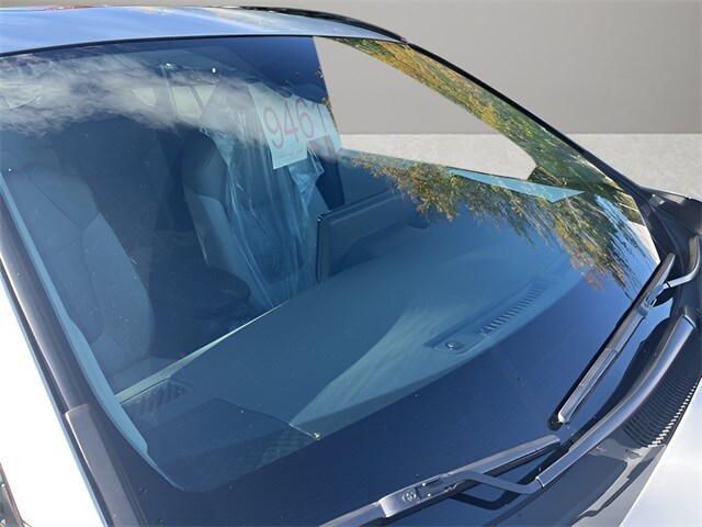 2024 Toyota RAV4 XLE Premium photo 4