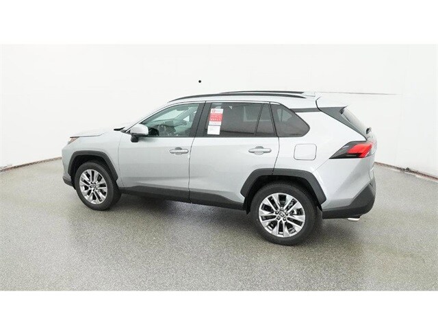 2025 Toyota RAV4 XLE Premium photo 2