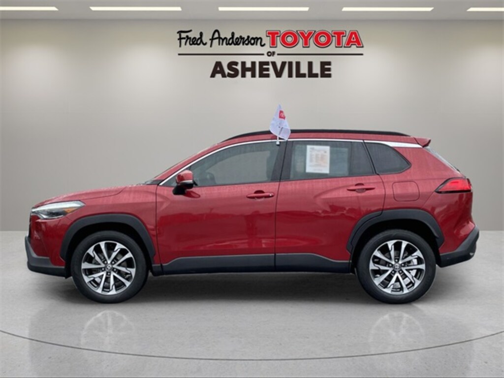 Certified 2022 Toyota Corolla Cross XLE SUV