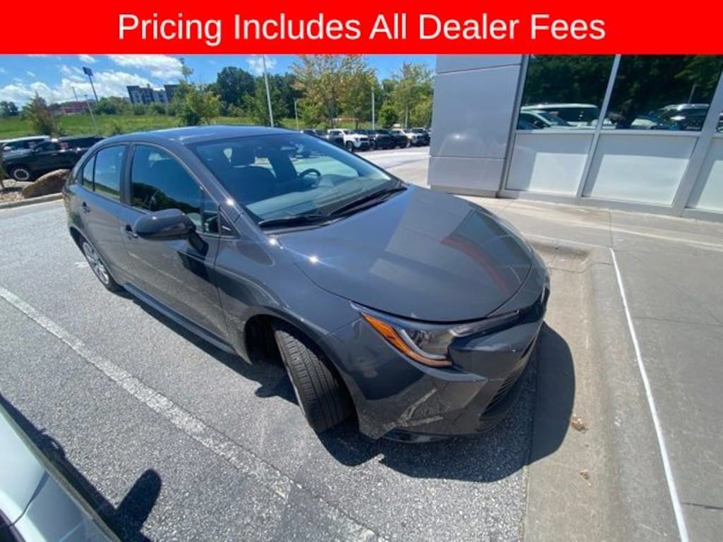 Used 2025 Toyota Corolla LE Sedan