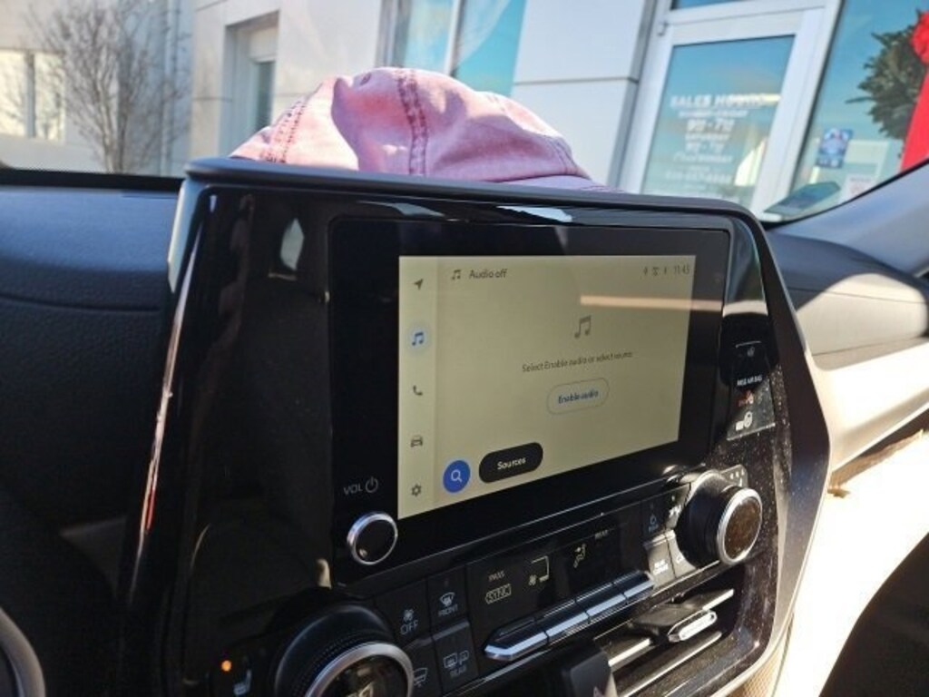 Used 2025 Toyota Highlander Hybrid XLE SUV