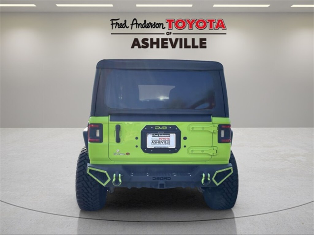 Used 2021 Jeep Wrangler Unlimited Willys SUV