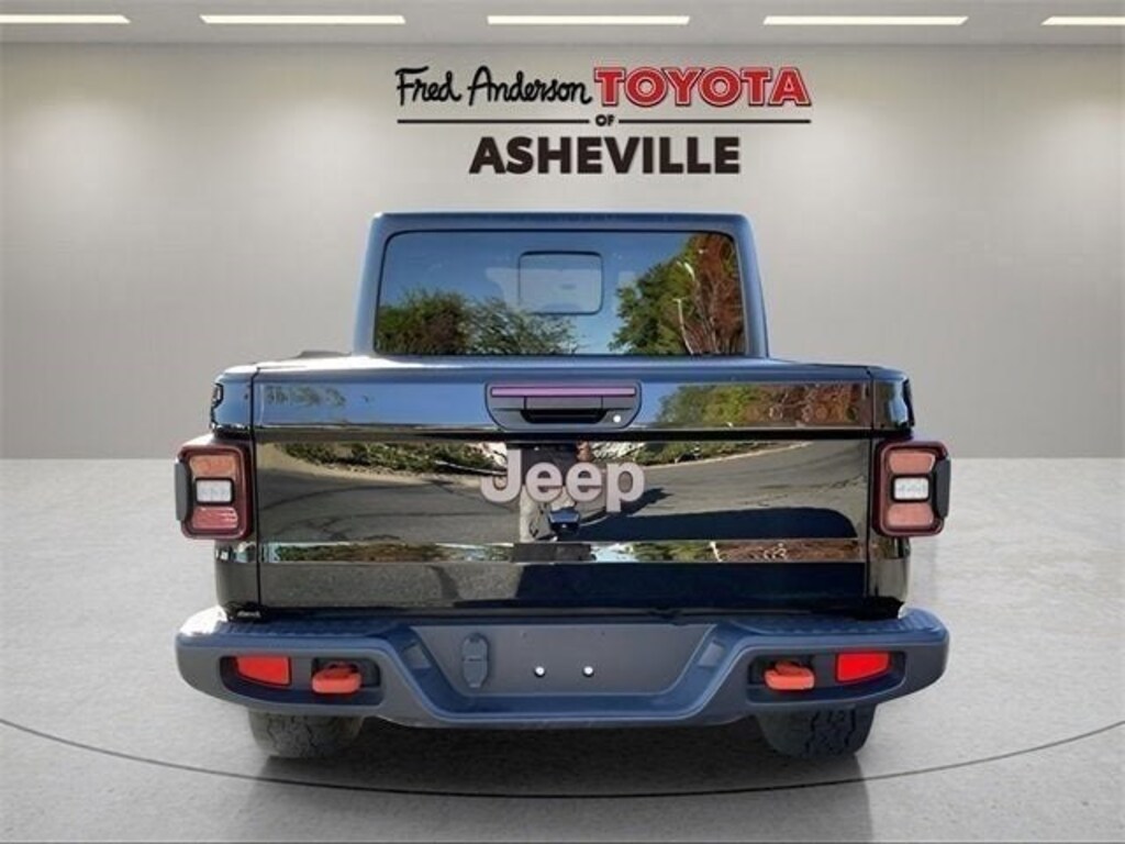 Used 2022 Jeep Gladiator Mojave Truck