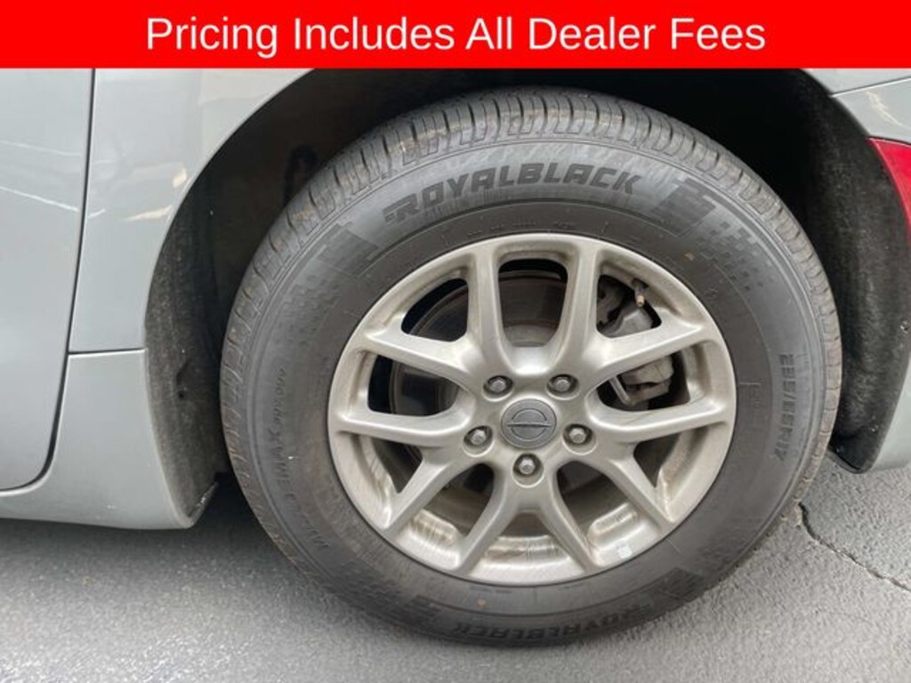 Used 2025 Chrysler Pacifica Select Minivan/Van