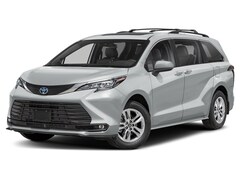 2023 Toyota Sienna Woodland Edition Minivan/Van