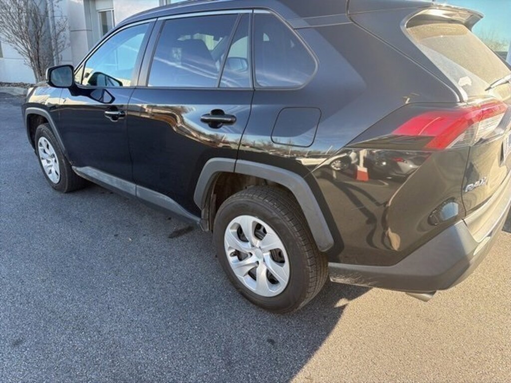 Used 2019 Toyota RAV4 LE SUV