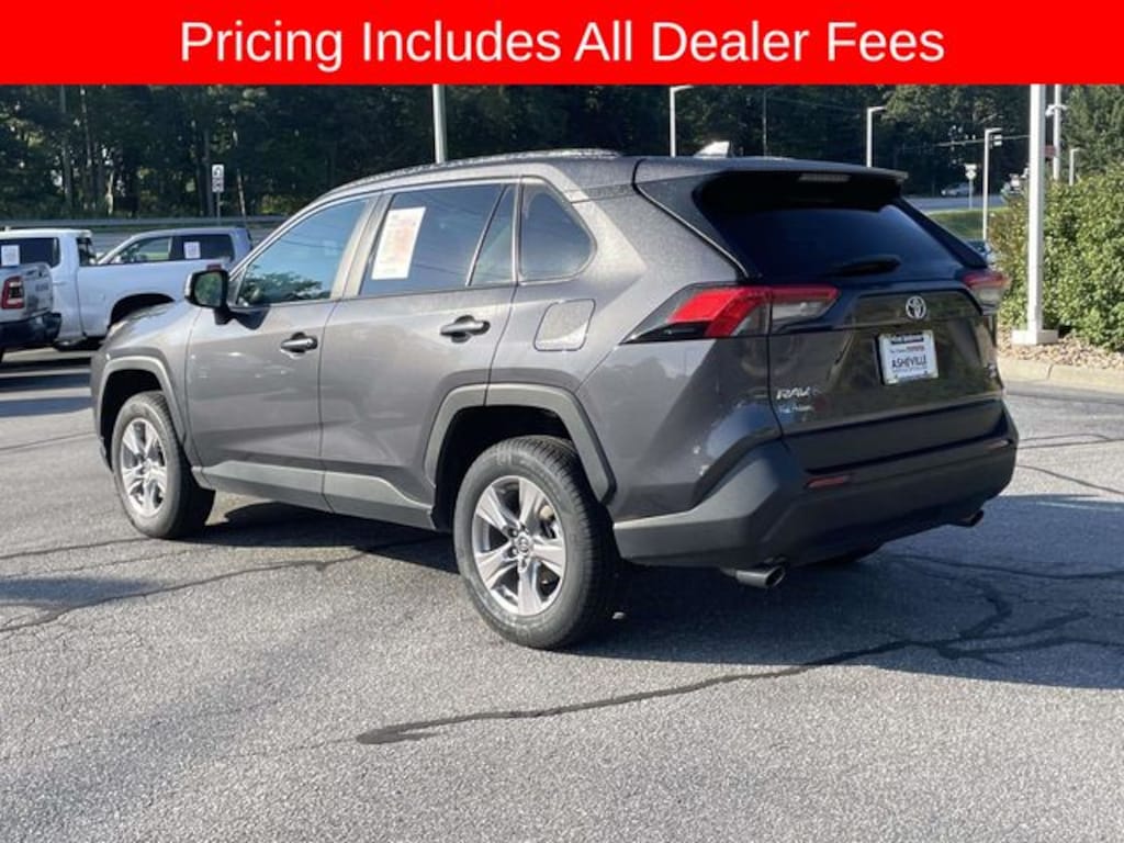 Used 2025 Toyota RAV4 XLE SUV