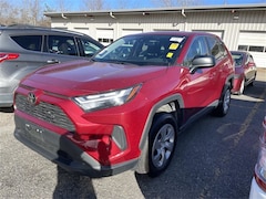 2024 Toyota RAV4 LE SUV