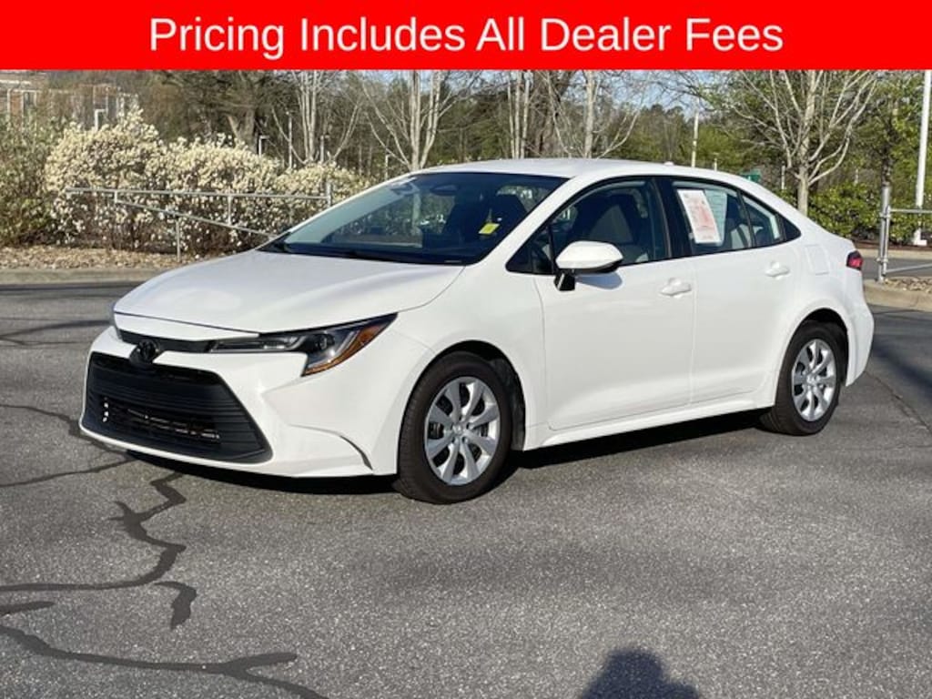 Used 2024 Toyota Corolla LE Sedan