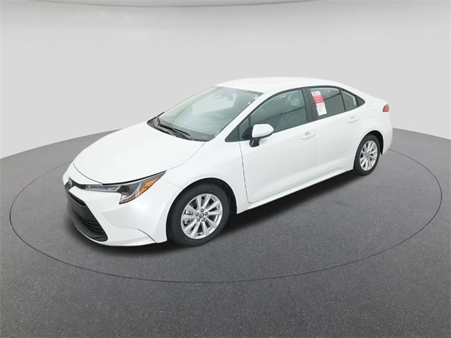 2026 Toyota Corolla LE's photo