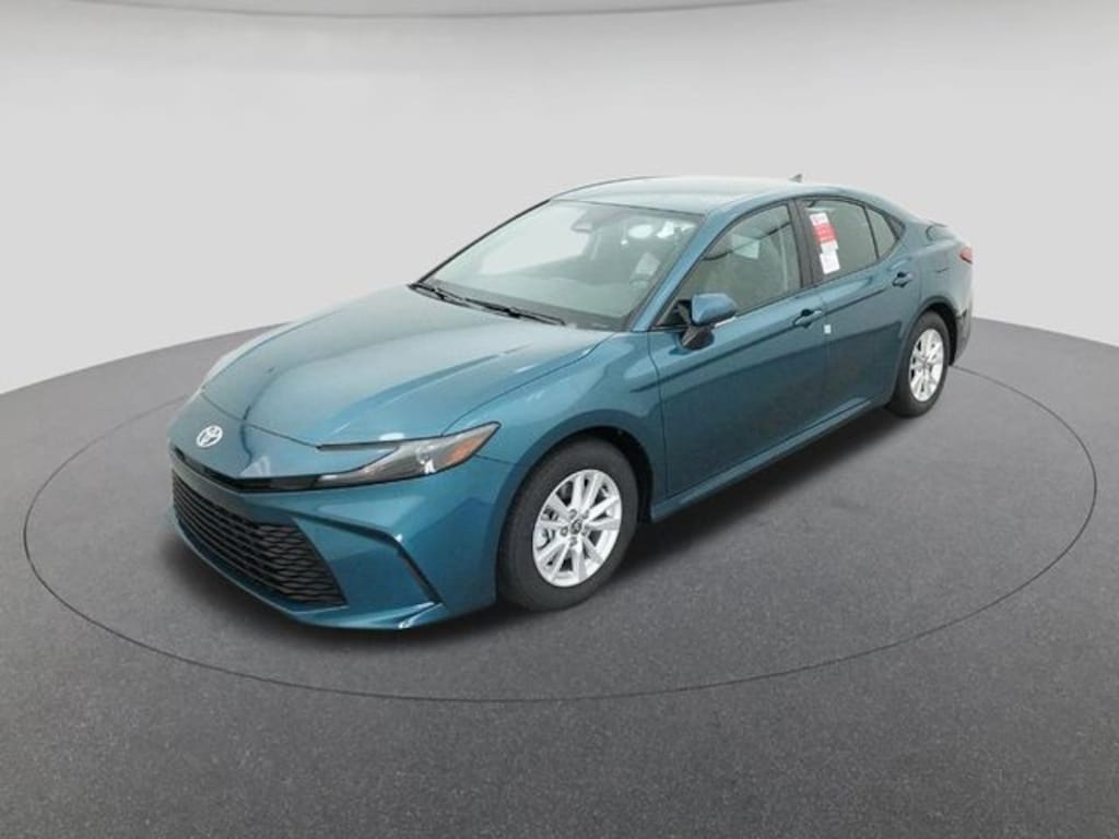 New 2025 Toyota Camry LE Sedan